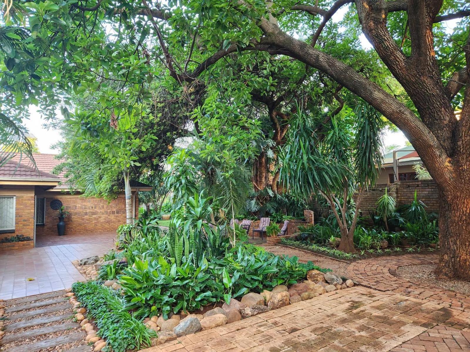 Tree Aloe Guest House Mokopane Eksteriør bilde